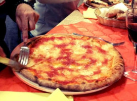 Pizzeria Da Mamma Roma food