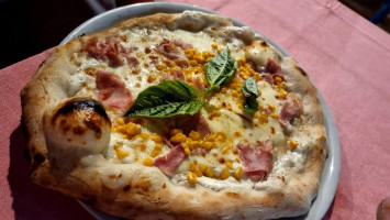 Pizzeria Villaggio Dei Pini food