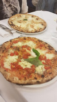 Bella Napoli Pizza food