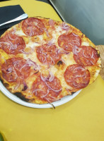 Pizza Trilussa food