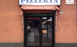 L'angolo Della Pizza outside