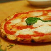 Maghera Pizzeria Birreria food