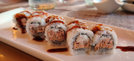 Ino Sushi inside
