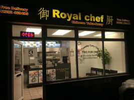 Royal Chef outside