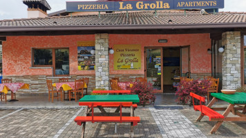 Pizzeria Spaghetteria La Grolla outside