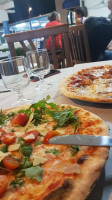 Il Galeone Pizzeria food