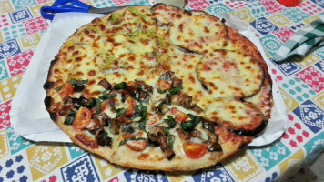 Pizzeria Al 110 food