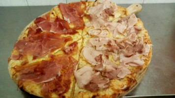 Pizzeria Amalfitana Di Simoncelli Eros Sara food