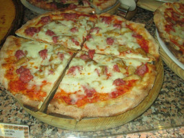 Pizzeria Porta A Lucca food