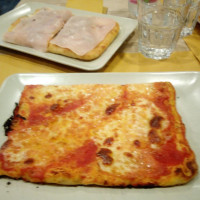 Pizzeria Tasselli food