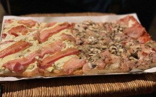 Pizzadilly Pistoia food