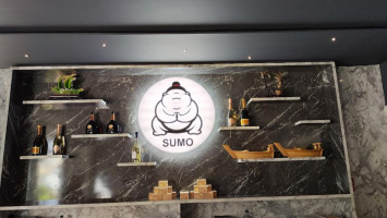 Sushi Sumo inside