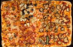 Pizza Regina food