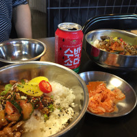 Kimchi Planet food