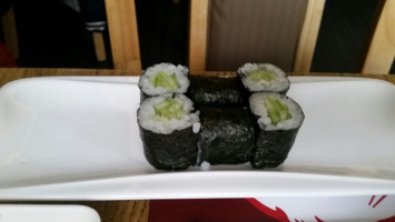 Toki-sushi inside
