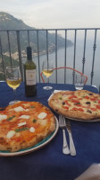 Sea View Pizza Giuliana's View food