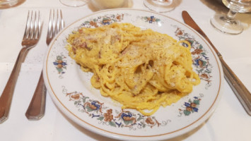 Pippo Lo Sgobbone food