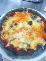 Grammikè Pizzeria Rosticceria food