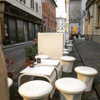 Zeroinfinto Lounge Cafe outside