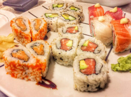 Hanabi Sushi inside