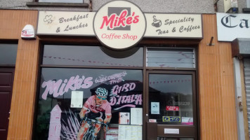 Mike's Coffee Shop outside