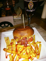 Foria 46 Beer And Burger food