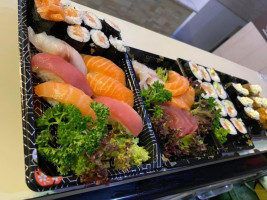 Xin Oriental Sushi food