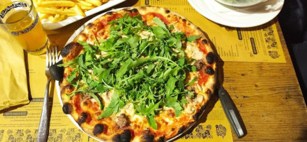 Pizz'osteria Ponterotto food