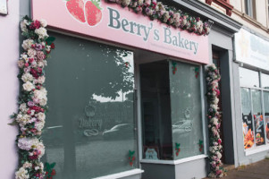 Berry Sons outside