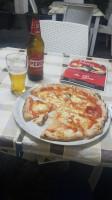 E Pizzeria Da Gino food