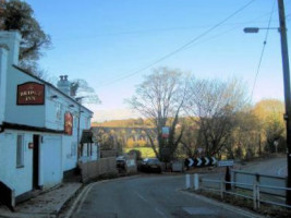 The Bridge Inn food