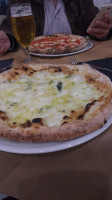 Tocco Bianco Pizzeria food