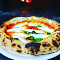 Le Due Sorelle Pizzeria Napoletana food