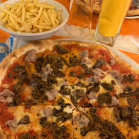 Camelot Pizzeria Foligno food