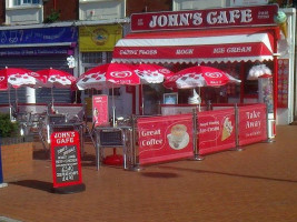 Johns Cafe outside