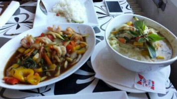 Diner Thai food