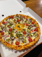 Pizza Figaro food