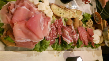 Il Ragazzo Di Campagna food