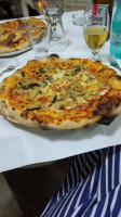Pizzeria Bruno food