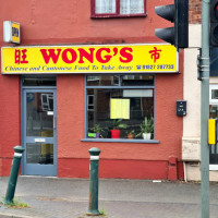 Wong's Chinese Takeaway outside