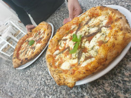 Pizzeria G&g Dal Califfo food