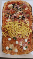 Moris Pizza E Panuozzo Santa Cecilia Di Eboli food