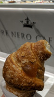 Re Nero Caffè food