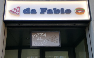 Pizzeria Da Fabio Sesto Fiorentino inside