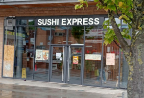 Sushi Xpress inside