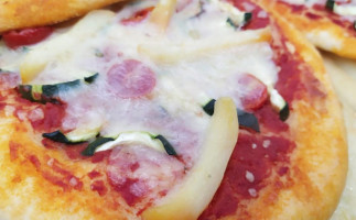 Pane Pizze E Focacce San Mina food