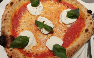 31 Cucina Pizza Caffe' food