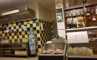 Rosticceria Cinese Oriente Di Wang Jiukang food