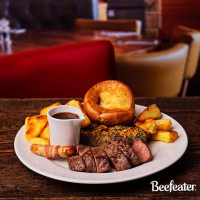 Beefeater At The Glegg Arms food