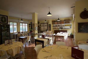 Bar Trattoria Del Borgo Di Bortolotti Andrea food
